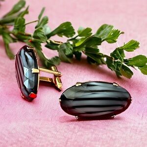 Stunning Pair of SWANK Vintage Gray & Black Cufflinks